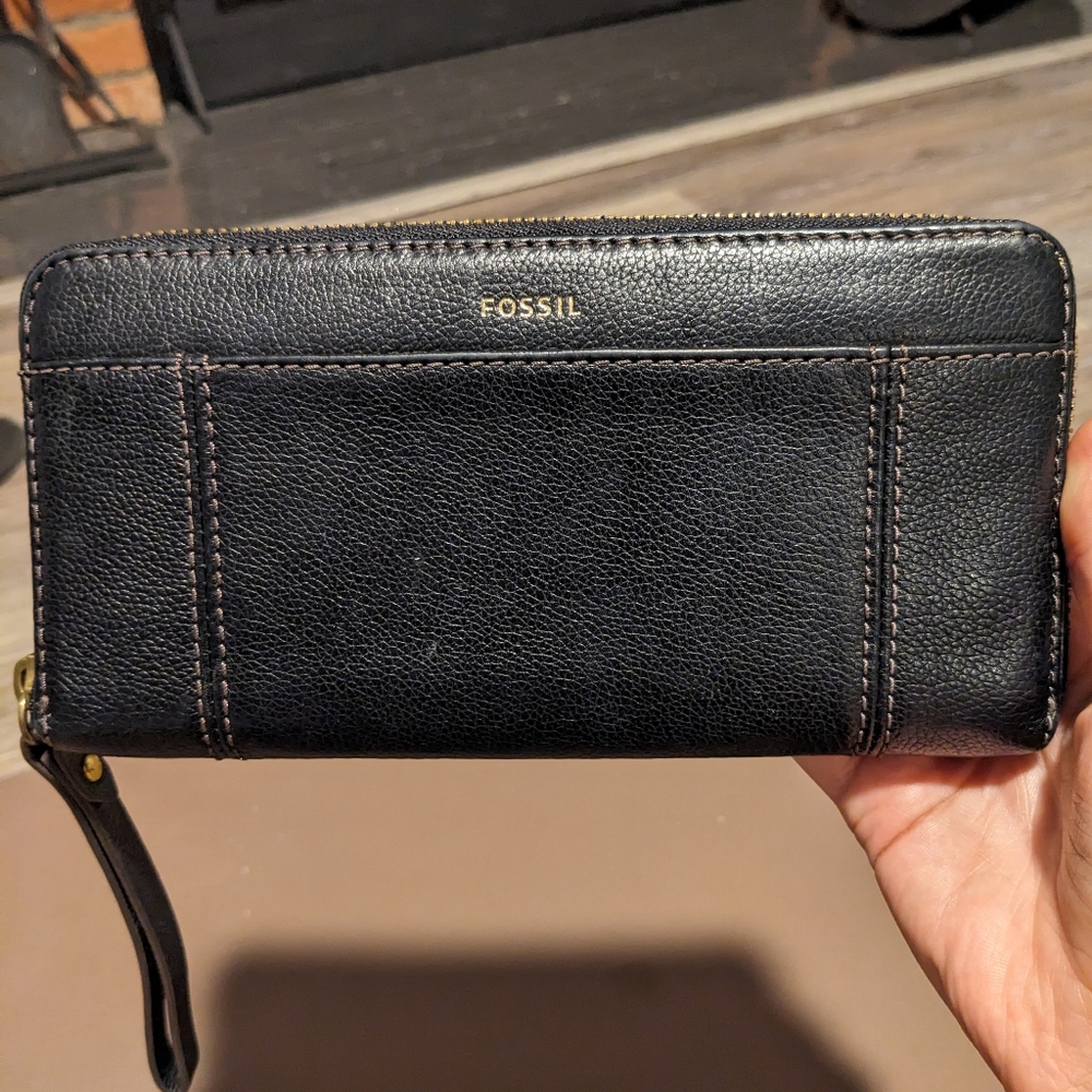 Women's Fossil Wallet